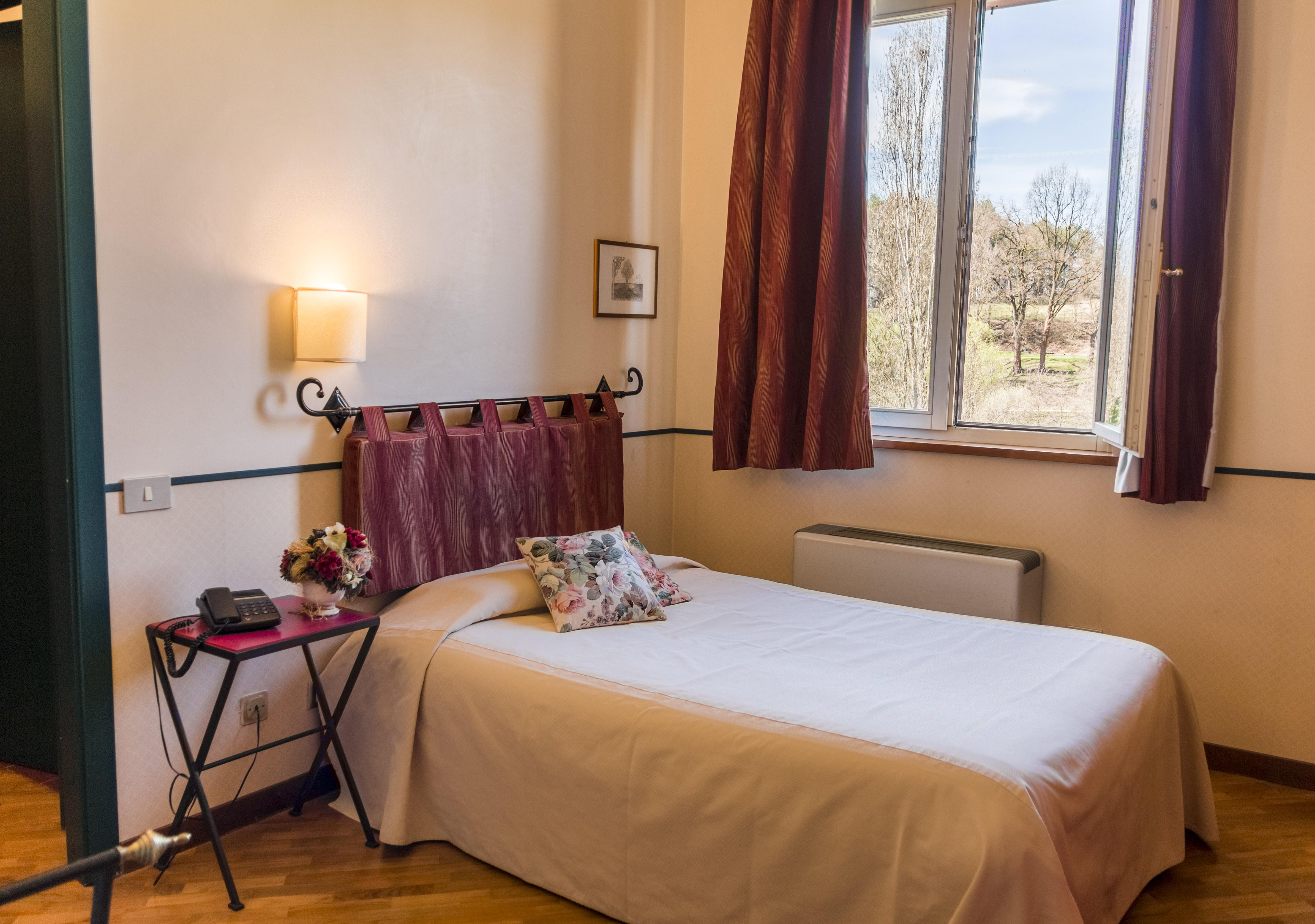 Hostellerie Du Golf Pecetto Екстериор снимка