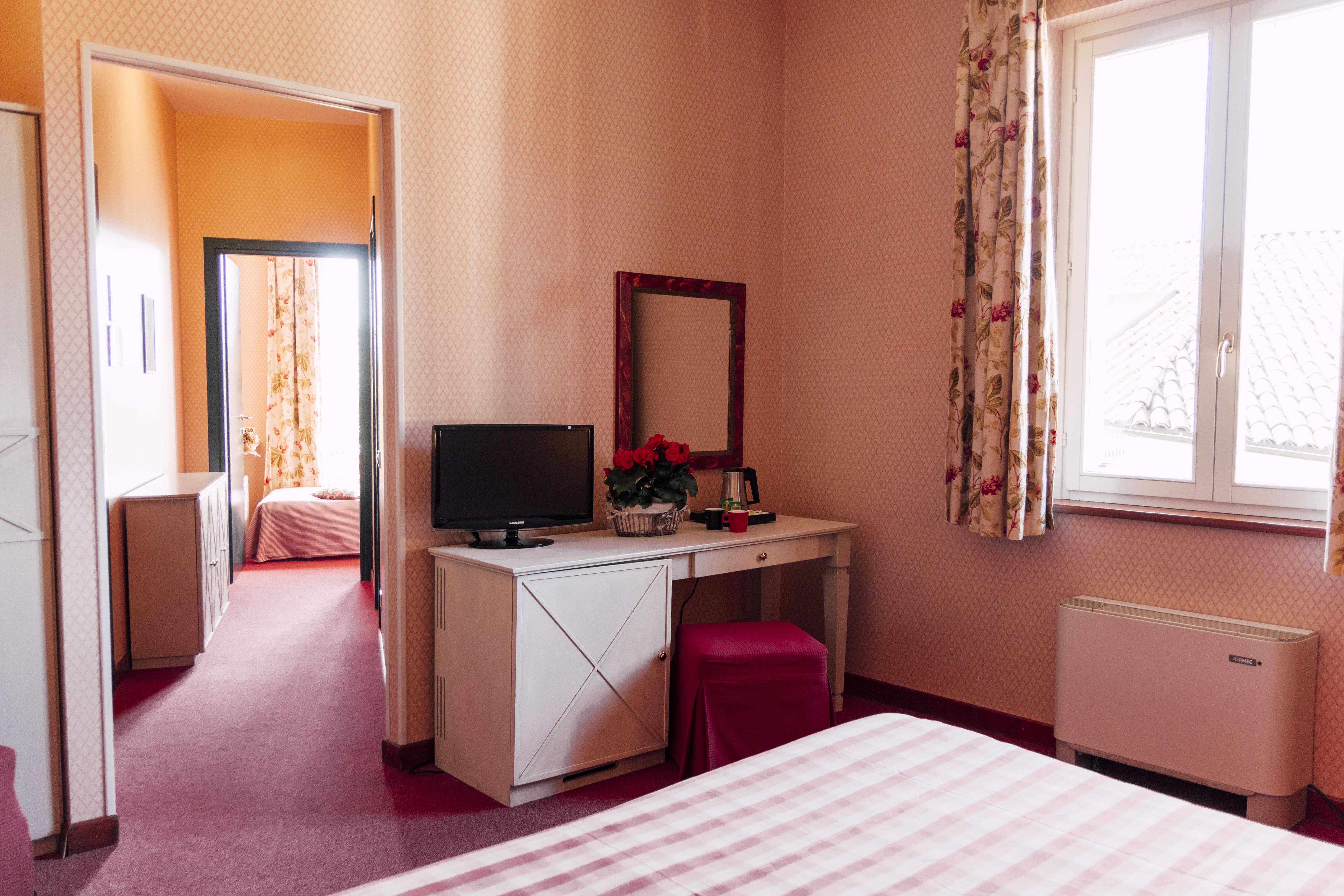 Hostellerie Du Golf Pecetto Екстериор снимка