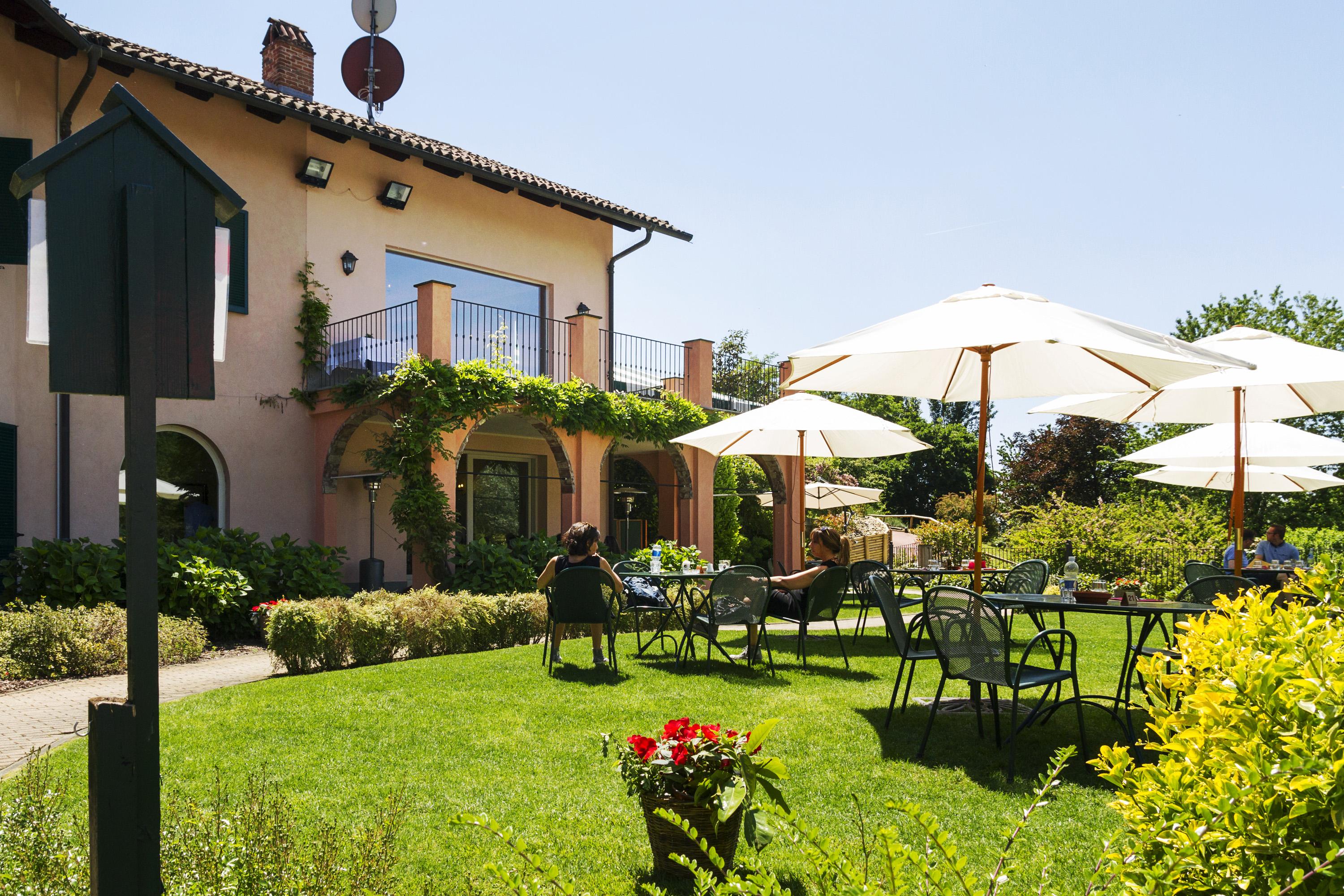 Hostellerie Du Golf Pecetto Екстериор снимка