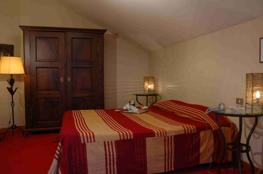 Hostellerie Du Golf Pecetto Стая снимка