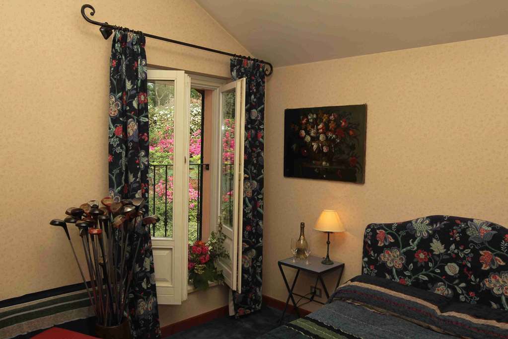 Hostellerie Du Golf Pecetto Стая снимка