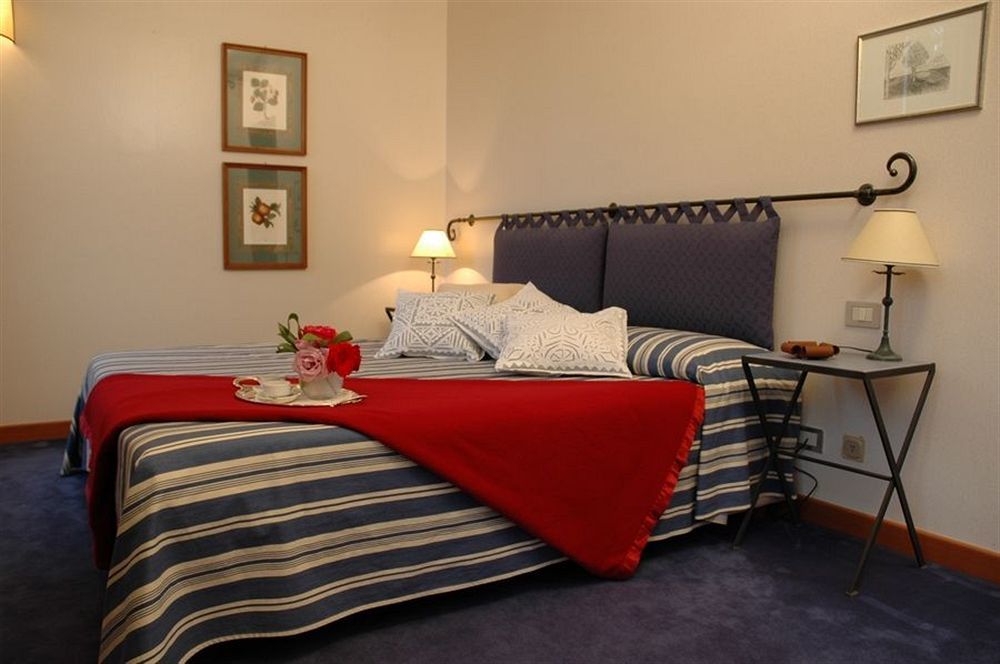 Hostellerie Du Golf Pecetto Екстериор снимка