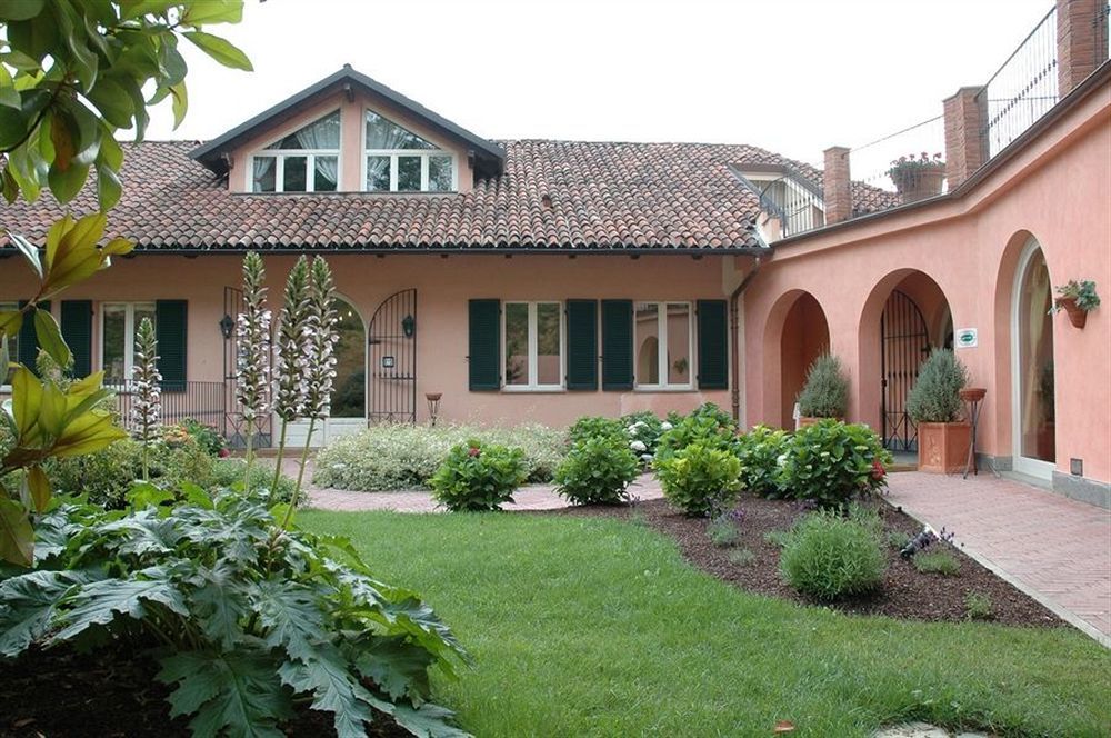Hostellerie Du Golf Pecetto Екстериор снимка