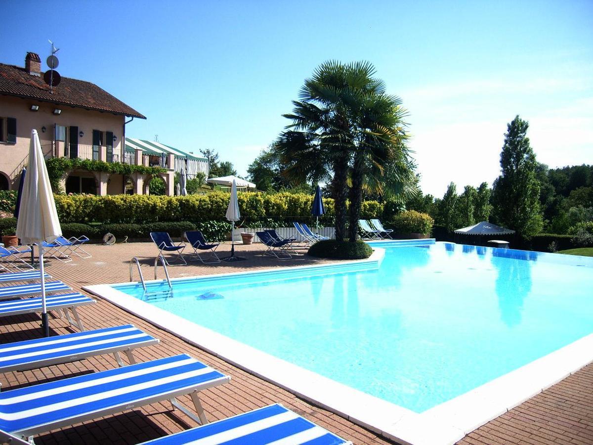 Hostellerie Du Golf Pecetto Екстериор снимка