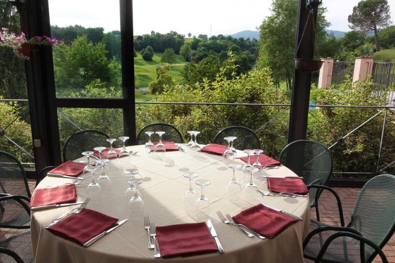 Hostellerie Du Golf Pecetto Екстериор снимка
